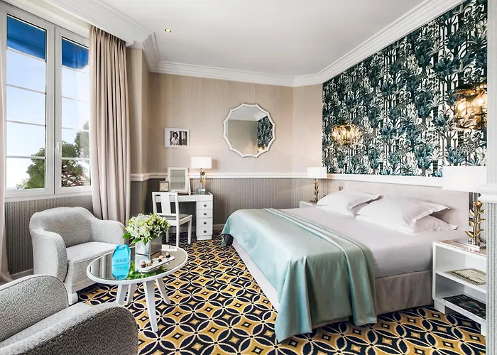 Hotel Belles Rives